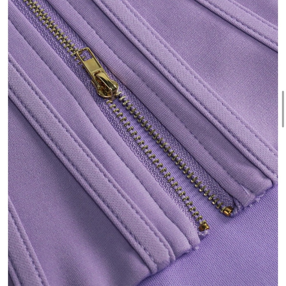 NWOT SHEIN PARTHEA Solid Asymmetrical Hem Boning Tank
Mauve Purple corset small - Picture 13 of 16